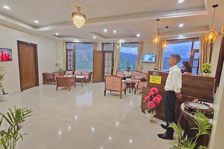 Hotel Interior 4 of 77