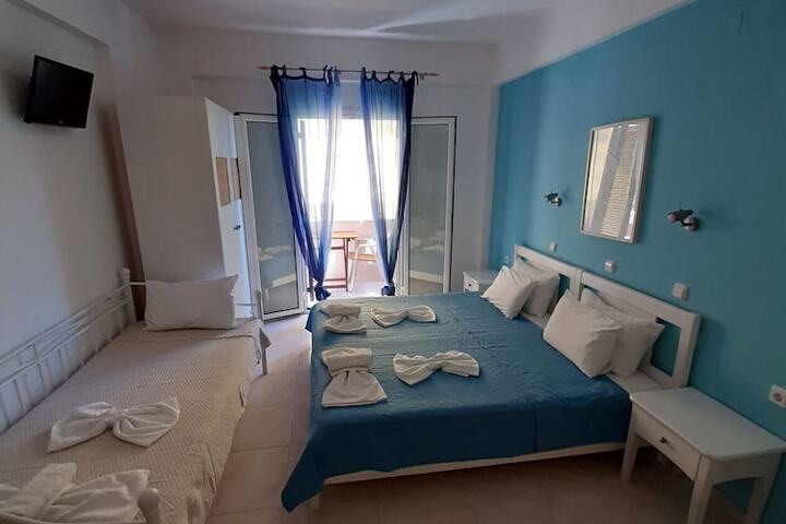 Room 8 of 60