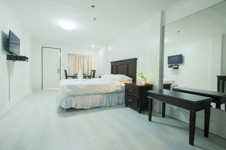 Room 21 of 62
