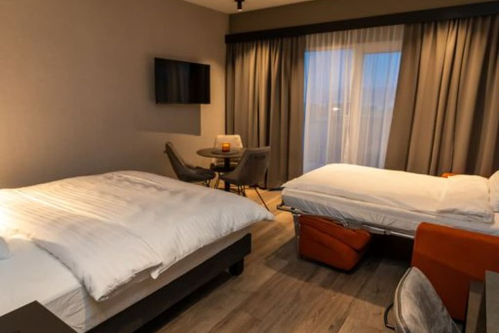 Room 7 of 21
