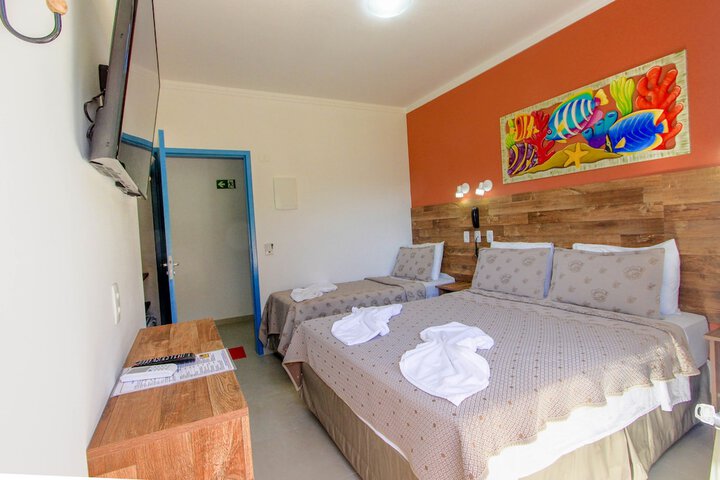 Room 6 of 193