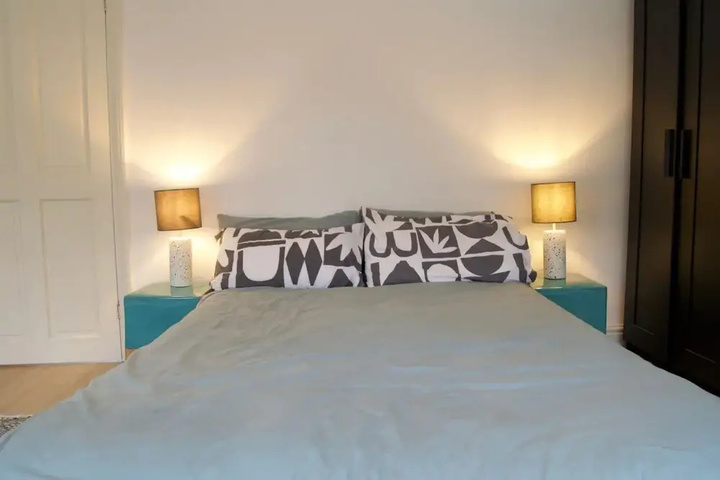 Room 2 of 13