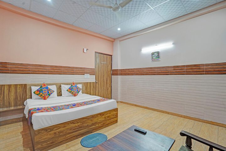 Via Balram - Metro Station Sector 34 Noida