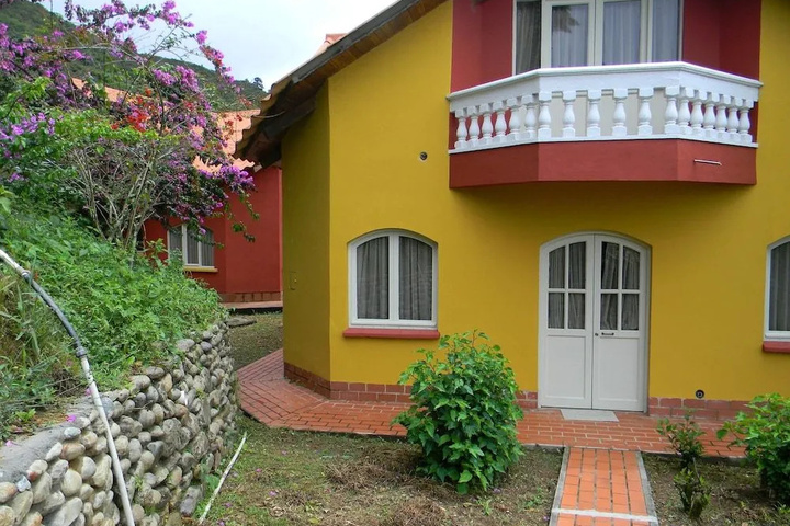 Jazmines Hotel