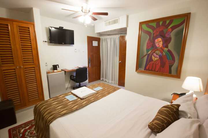 Room 9 of 68