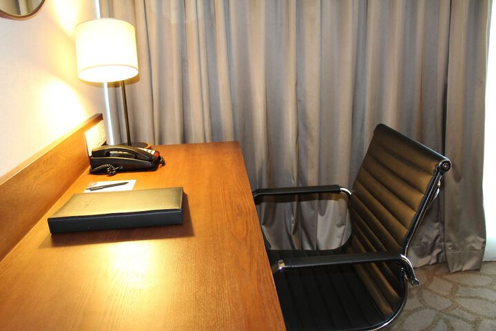 Room 2 of 181