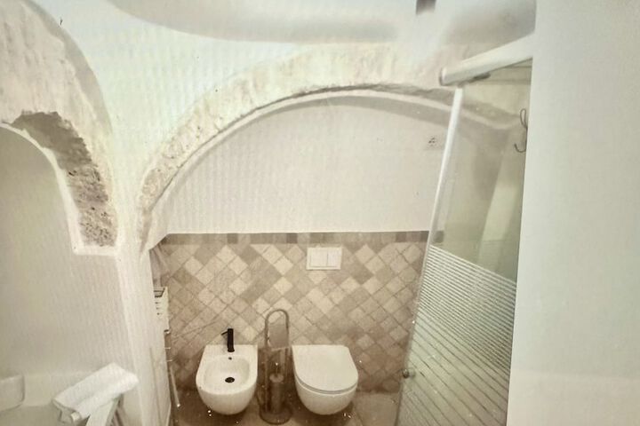 Room 109 of 122