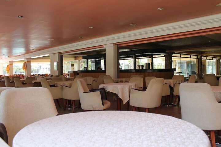 Dining Photos