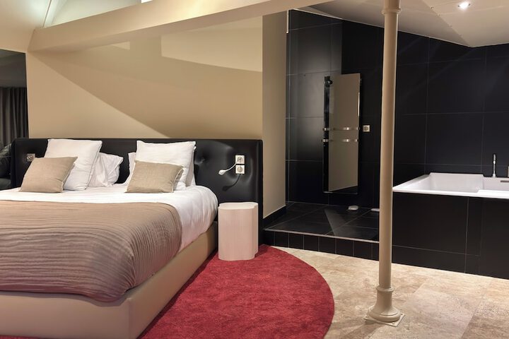 Room 175 of 780