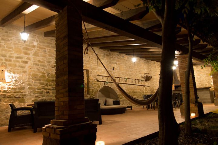 Terrace/Patio 11 of 42