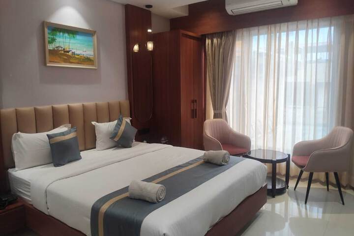 Room 21 of 34