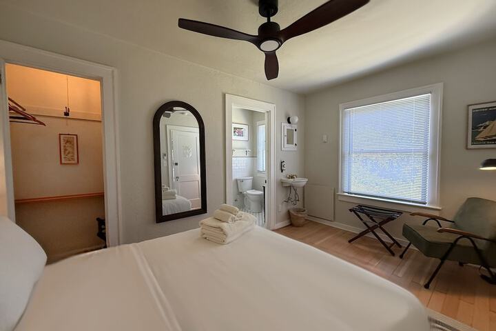 Room 15 of 62
