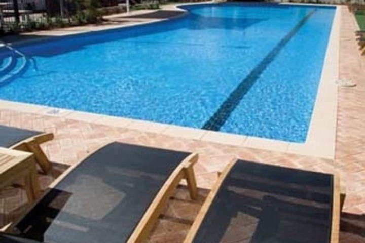 Hotel with Pool