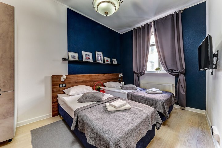 Room 18 of 23