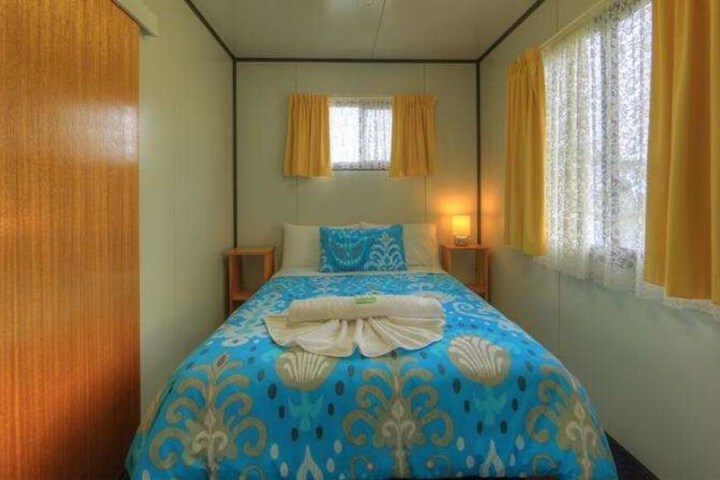 Room 4 of 34