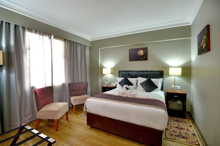 Room 14 of 42