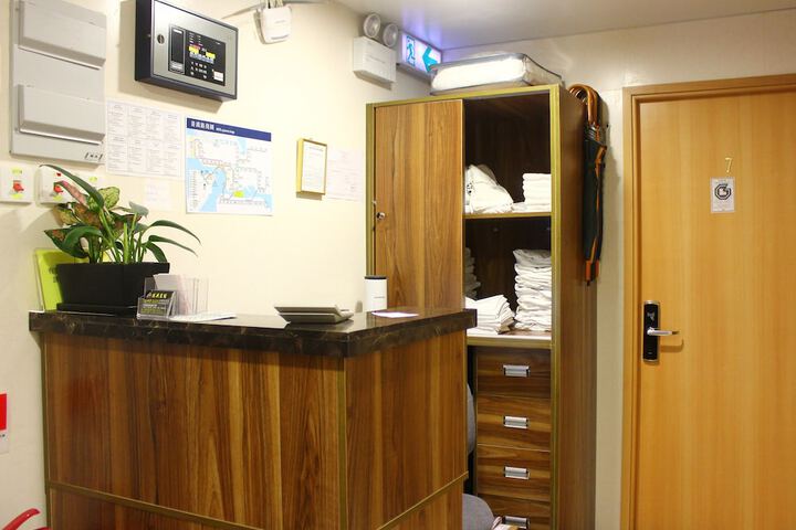 Hotel Interior 185 of 195