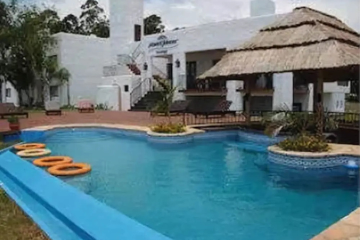 Pool 6 of 14