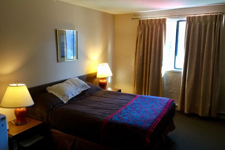 Room 18 of 38