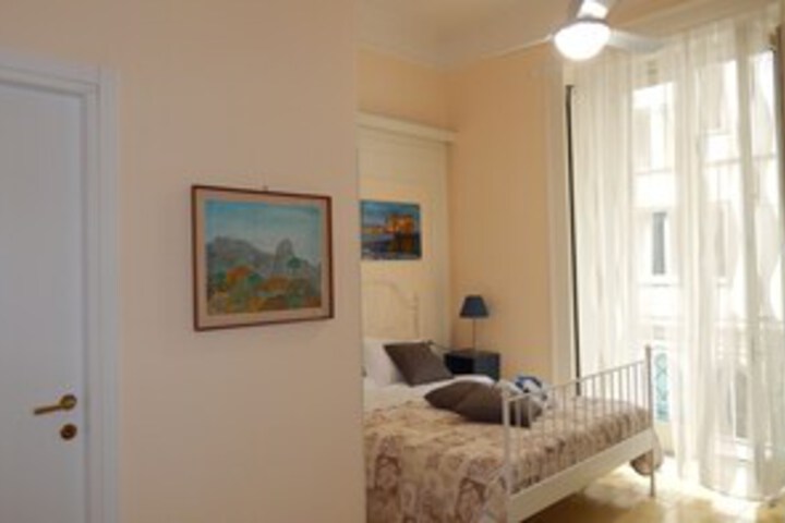 Room 38 of 48