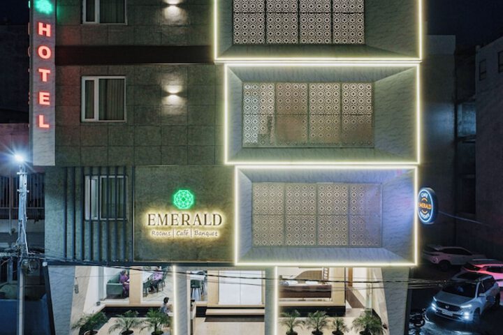 Hotel 47 of 48