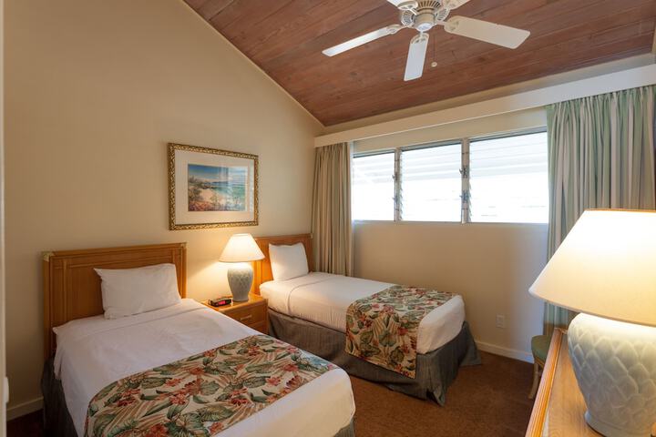 Room 10 of 68