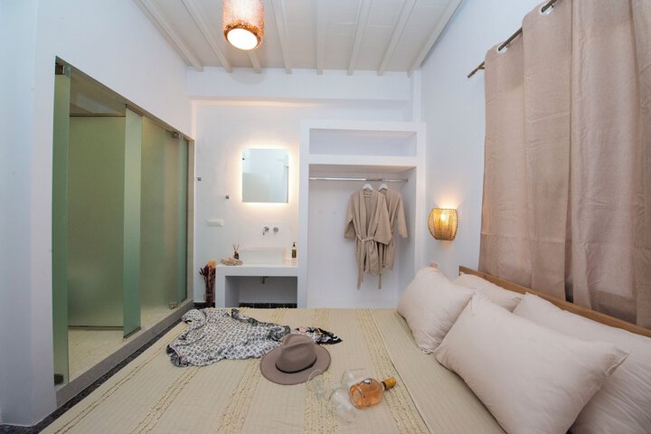 Room 5 of 54