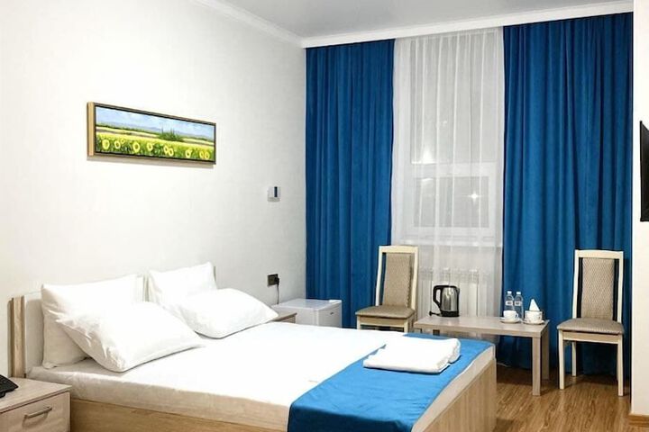 Room 8 of 23