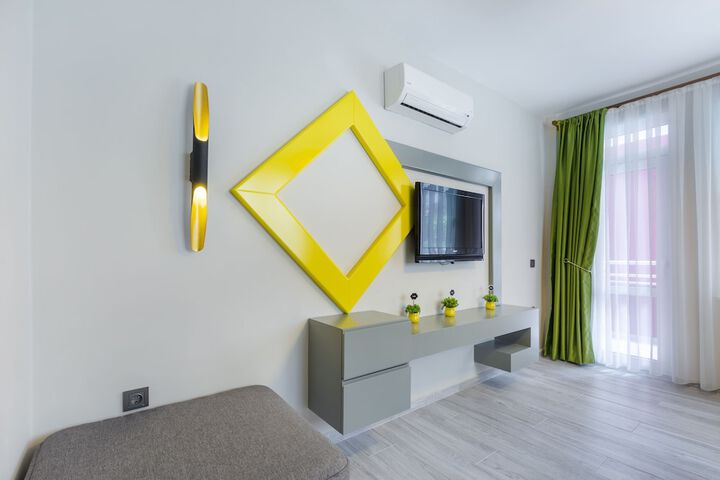 Room 7 of 53