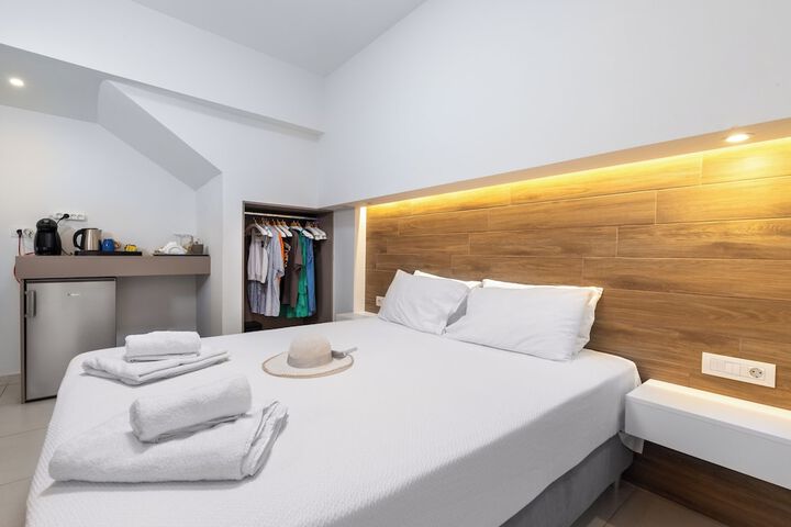 Room 7 of 70