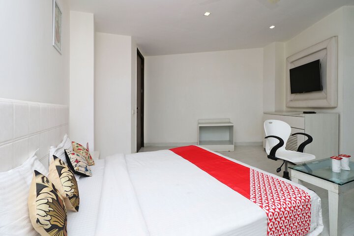 Room 14 of 20