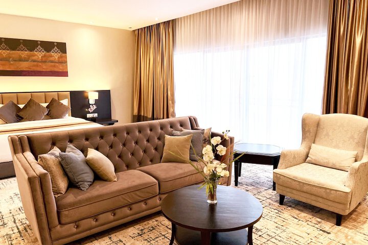 Room 30 of 51