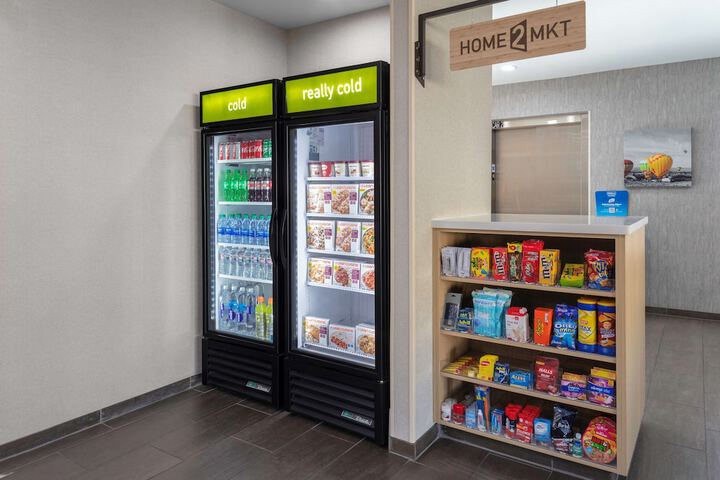 Snack bar