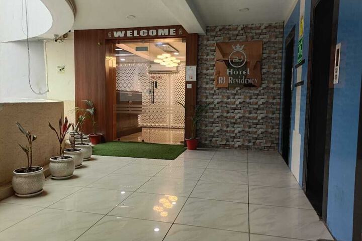 HOTEL RJ RESIDENCY C.G.ROAD