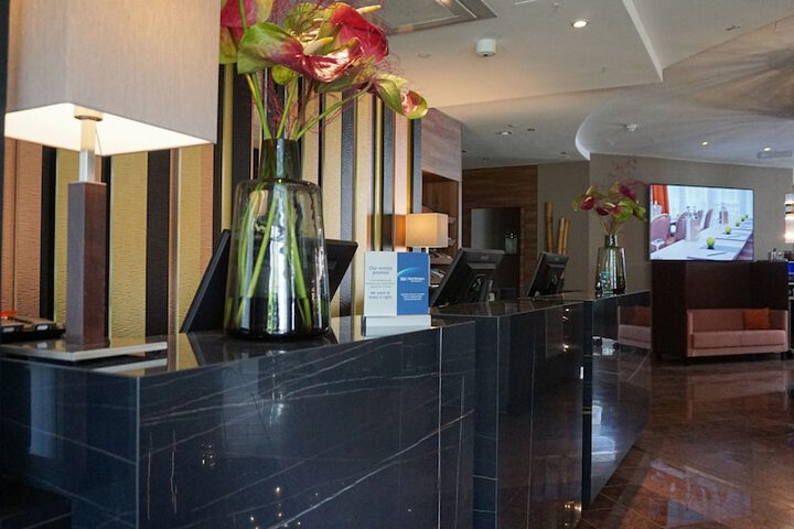 Guest Lobby