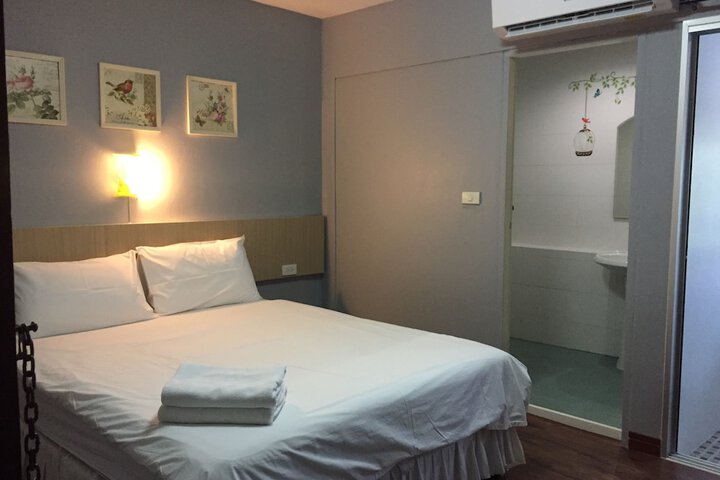 Room 18 of 41