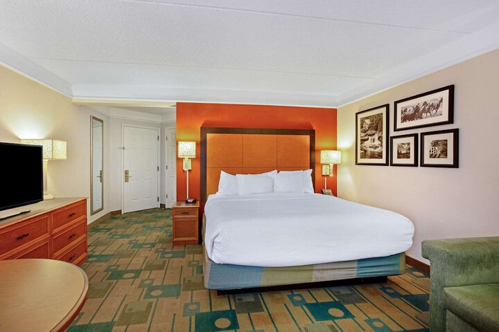 Room 22 of 79