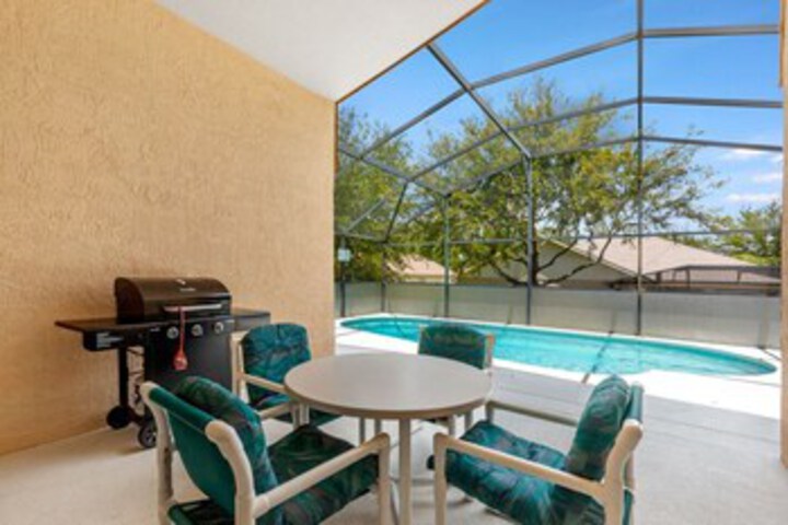 Terrace/Patio 2 of 37