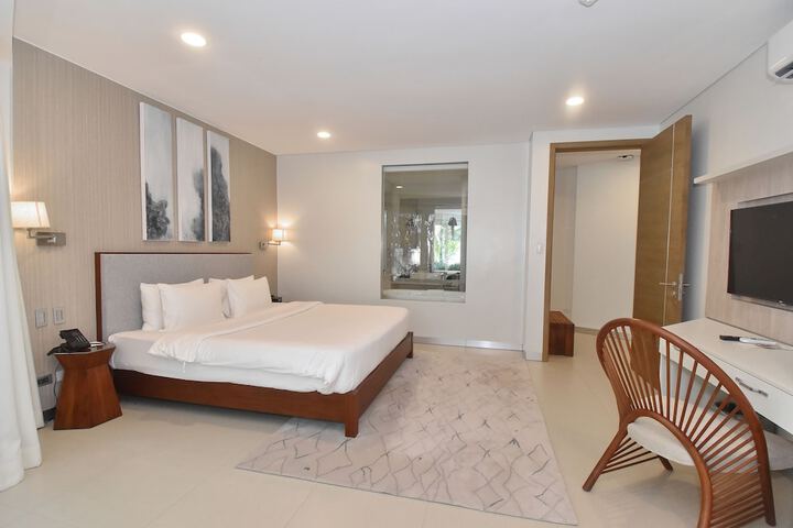 Room 22 of 120