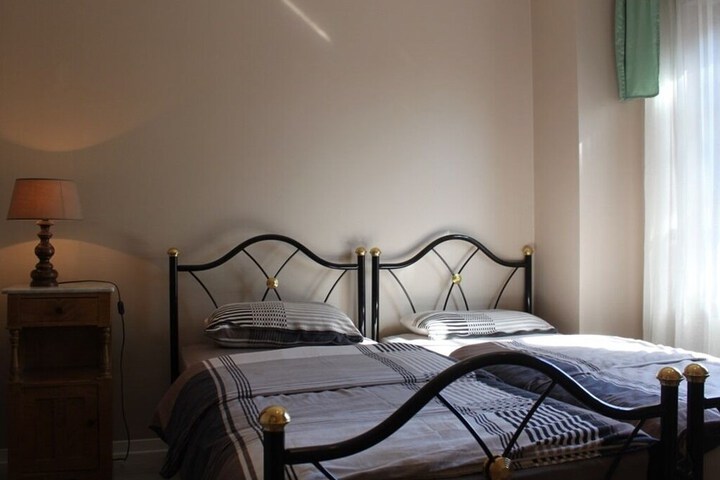 Room 17 of 57