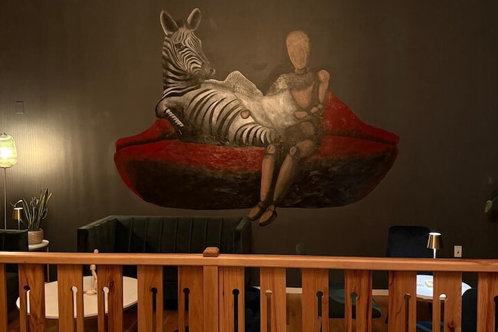 Lounge 136 of 153