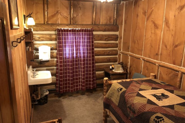 Room 9 of 92