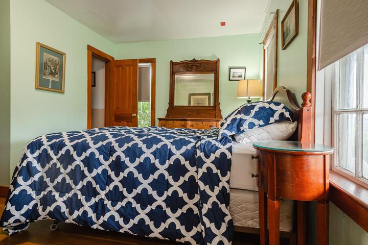 Room 30 of 63