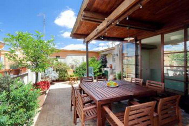 Terrace/Patio 18 of 22