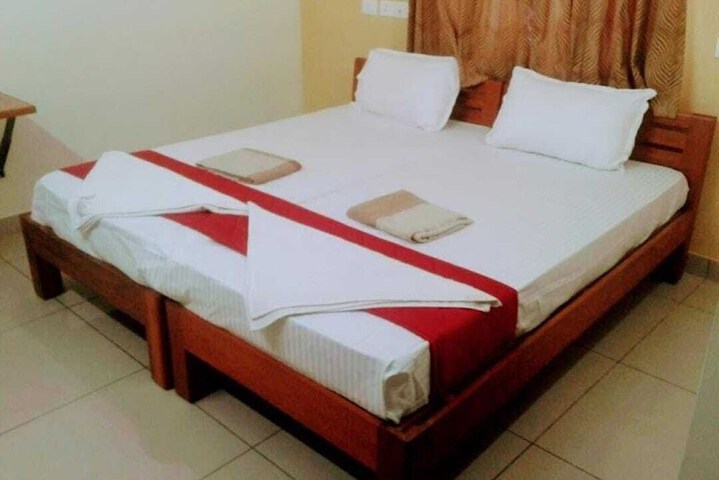 Room 2 of 13