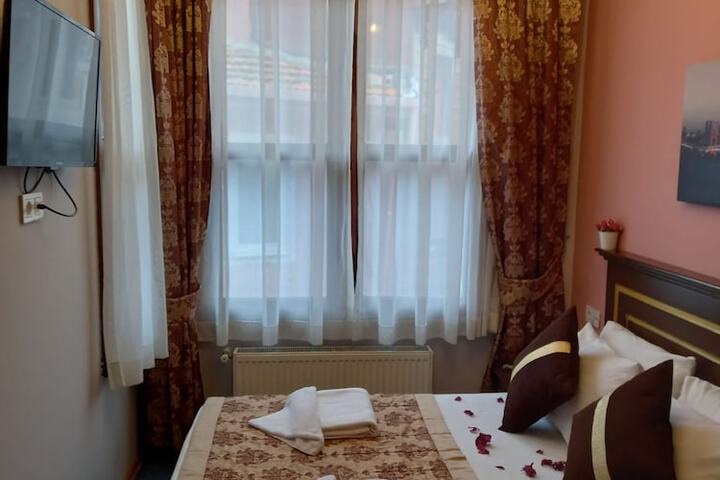 Room 18 of 69