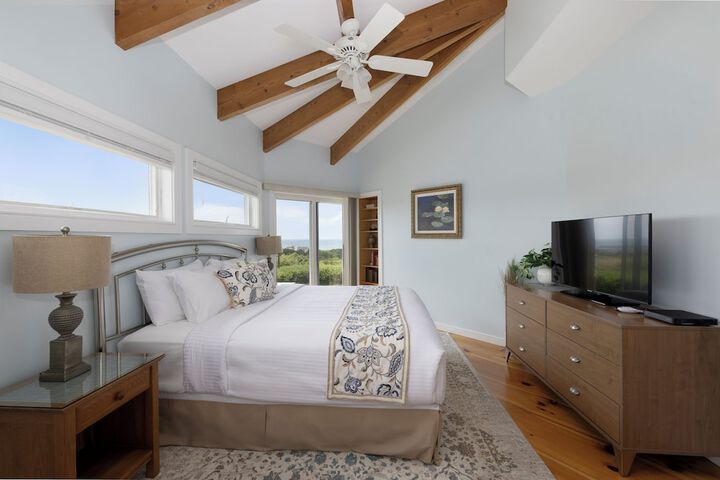 Room 4 of 19