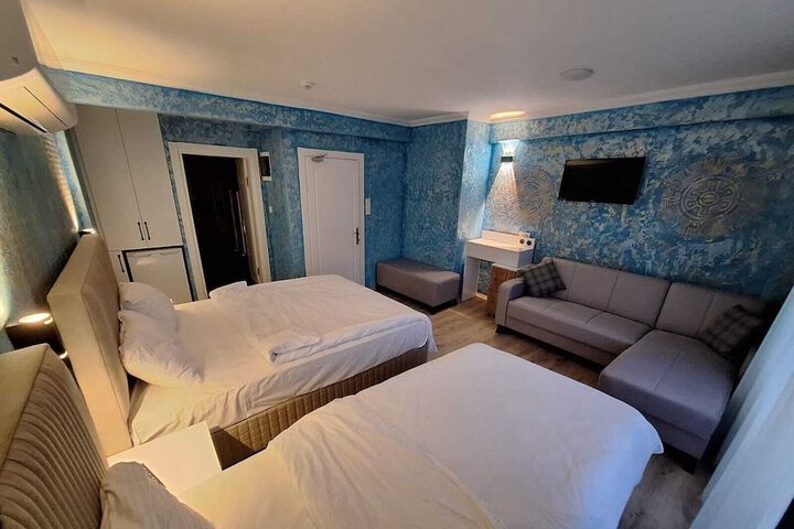 Room 34 of 73