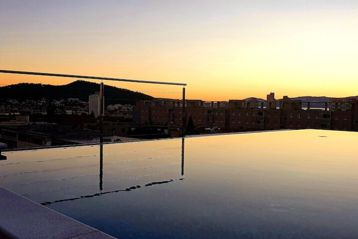 Pool 34 of 82
