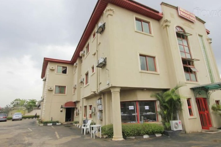Hotel 1 of 7